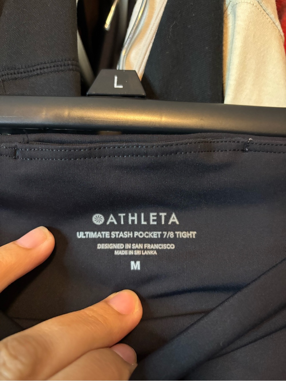 Athleta Ultimate Stash Pocket 7/8 tight size M - Picture 3 of 4